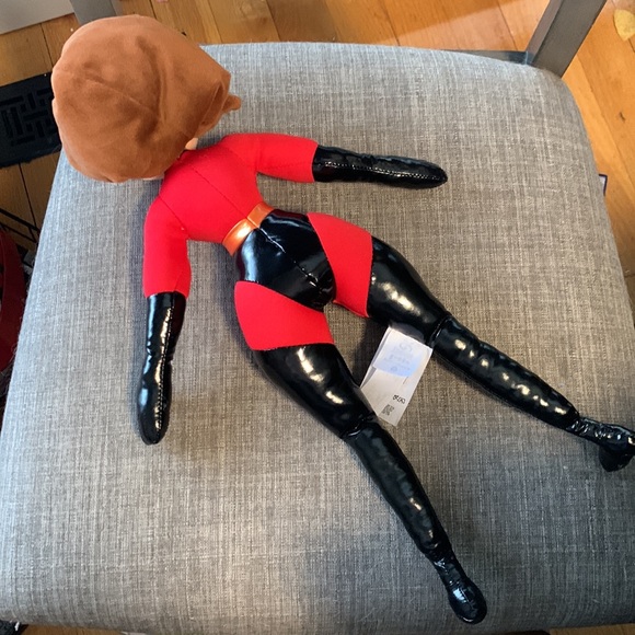 Disney Store the Incredibles Elastagirl plush - Picture 2 of 4